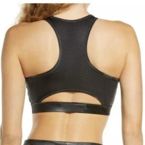 NWT Nike Dri-FIT Swoosh Women’s Medium-Support Neck Sports Bra XSMALL - Picture 4 of 4